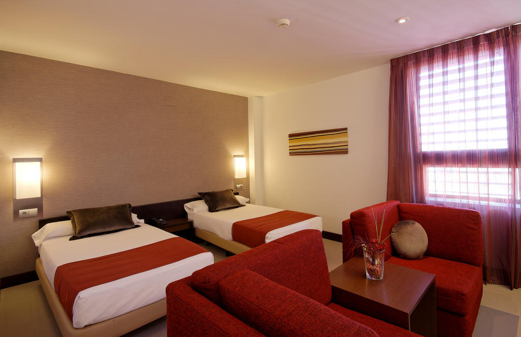 Hotelsefutbol 라스 로사스 데 마드리드 객실 사진